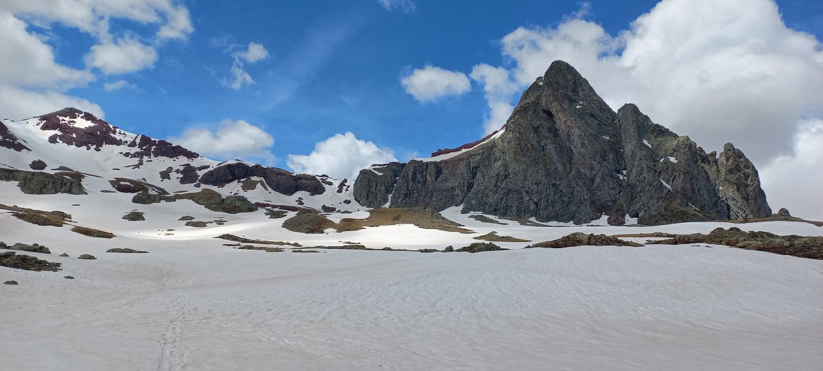 Anayet (2574m) iboiaren aldetik ikusita