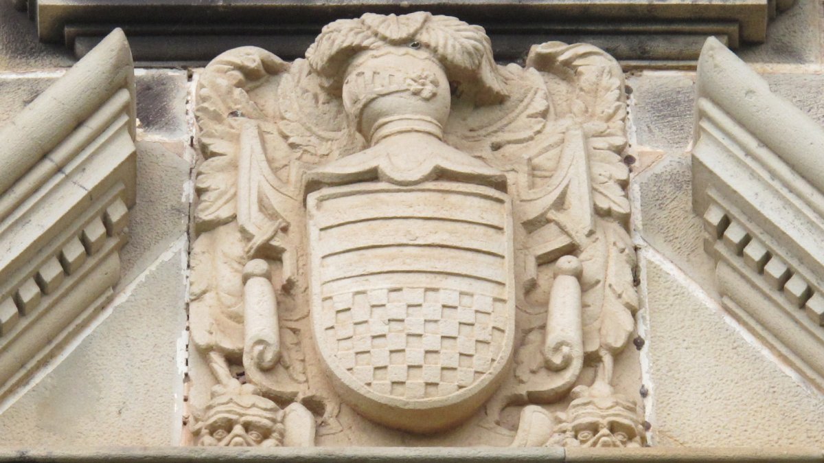 Jaurola jauregiko armarria, Elbete-Baztan