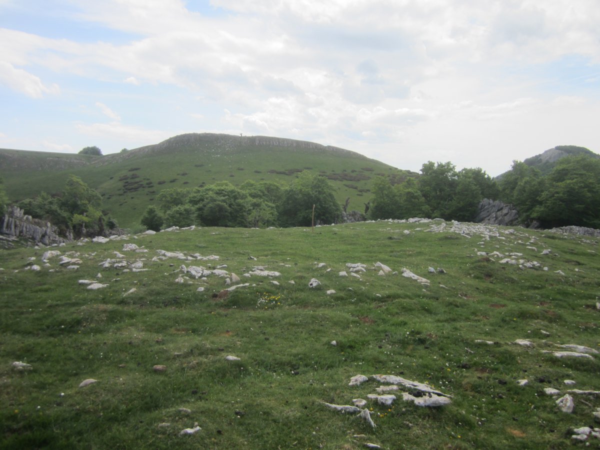 Túmulo Anular Motzeneko Txabola III (05-2022)