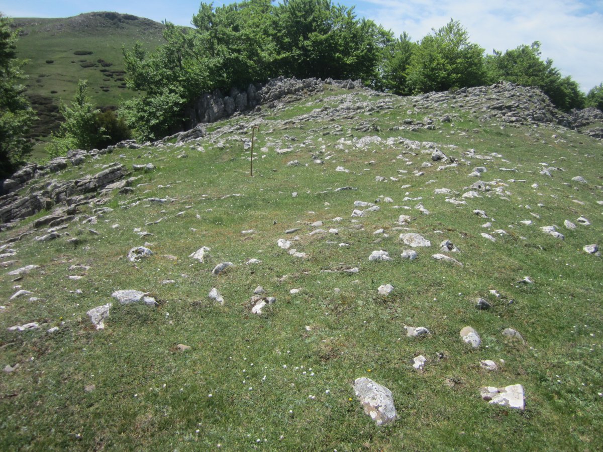 Túmulo Anular Motzeneko Txabola V (05-2022)