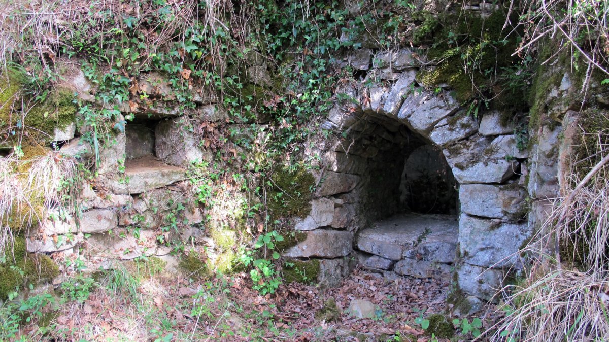 Karobia, Iratzokiberekoborda-Bera