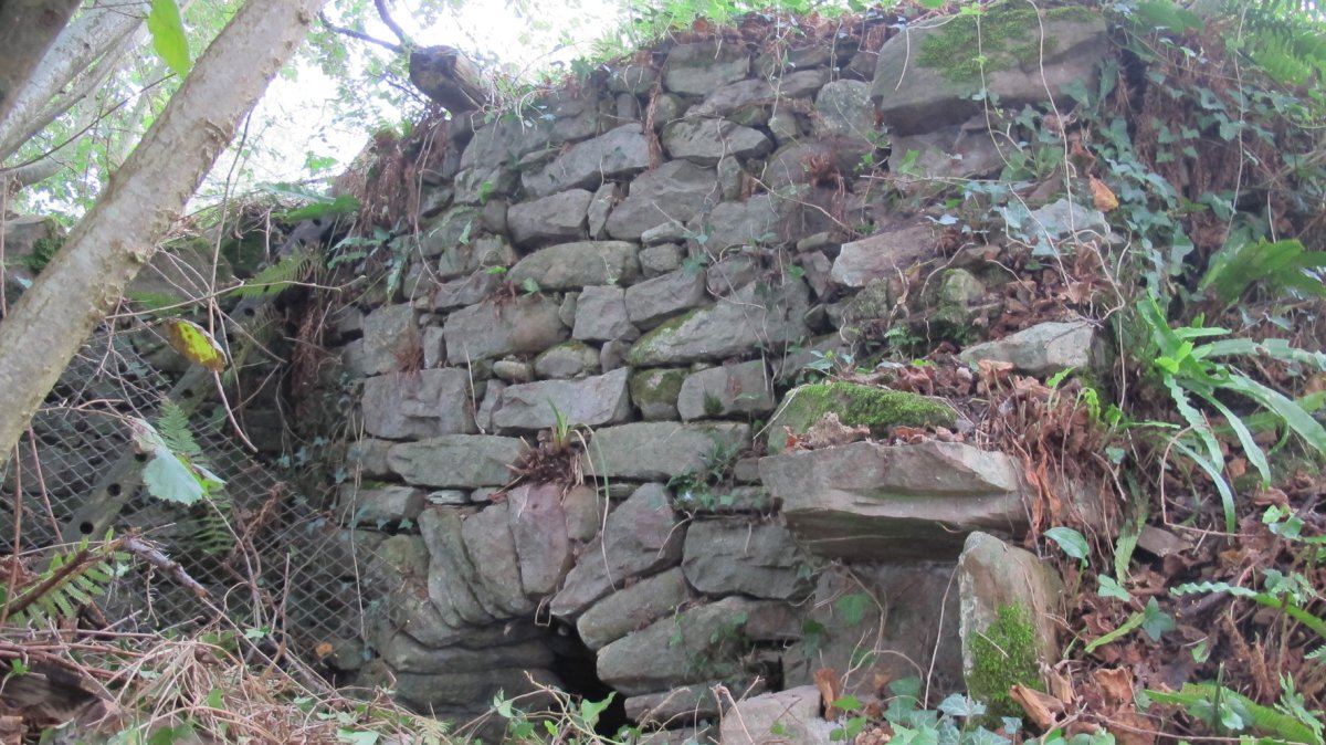 Karobia, Legarrea-Bera