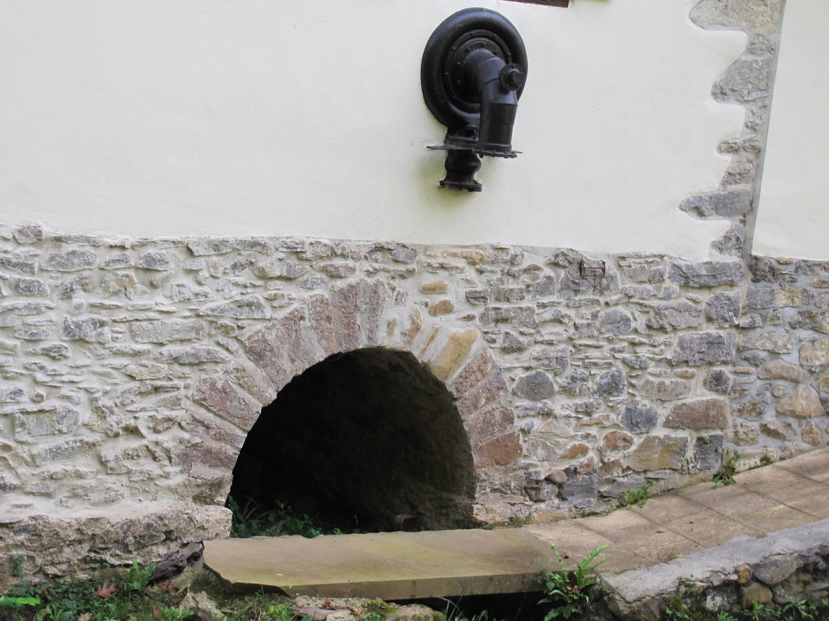 Uxaneko errota, Bera