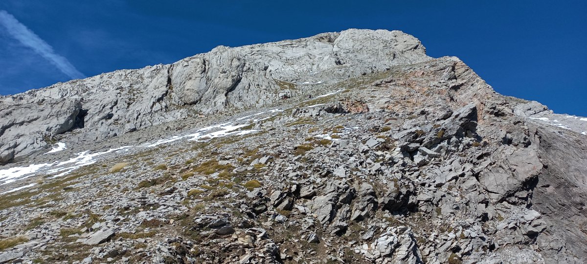 Llena del Bozo (2566m) igoera