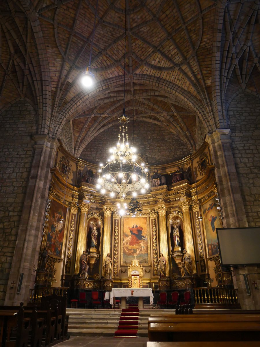 San Esteban eliza, Bera