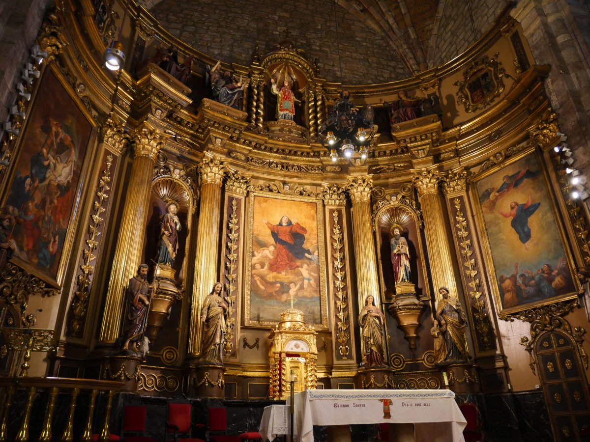 San Esteban eliza, Bera