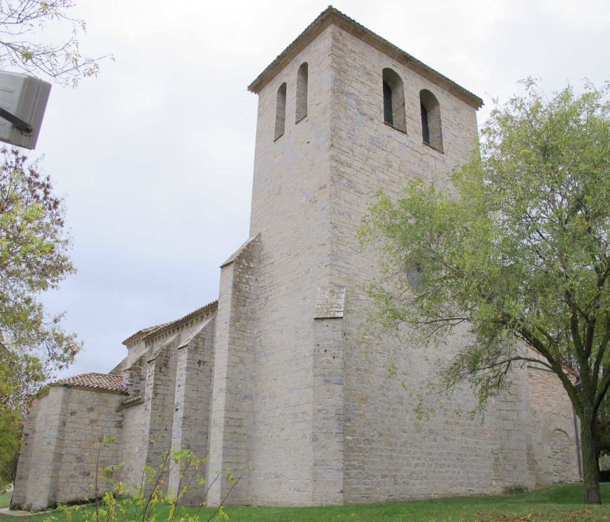 San Emeterio eliza, Taxoare-Aranguren