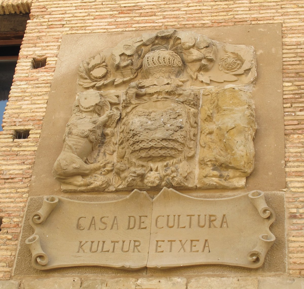 Kultur Etxeko armarria, Erriberri