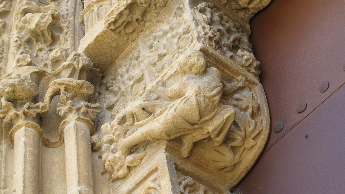 San Saturnino eliza, Artaxoa