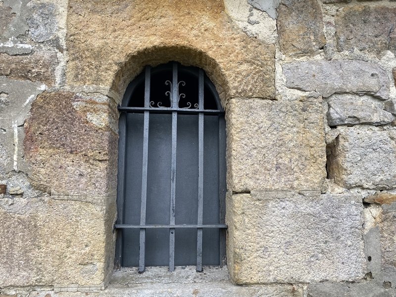 Santakrutz Ermita Bizkargi Tontorran