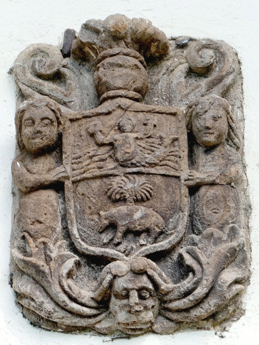 Gaxtelenea etxeko armarria, Gaztelu-Donamaria