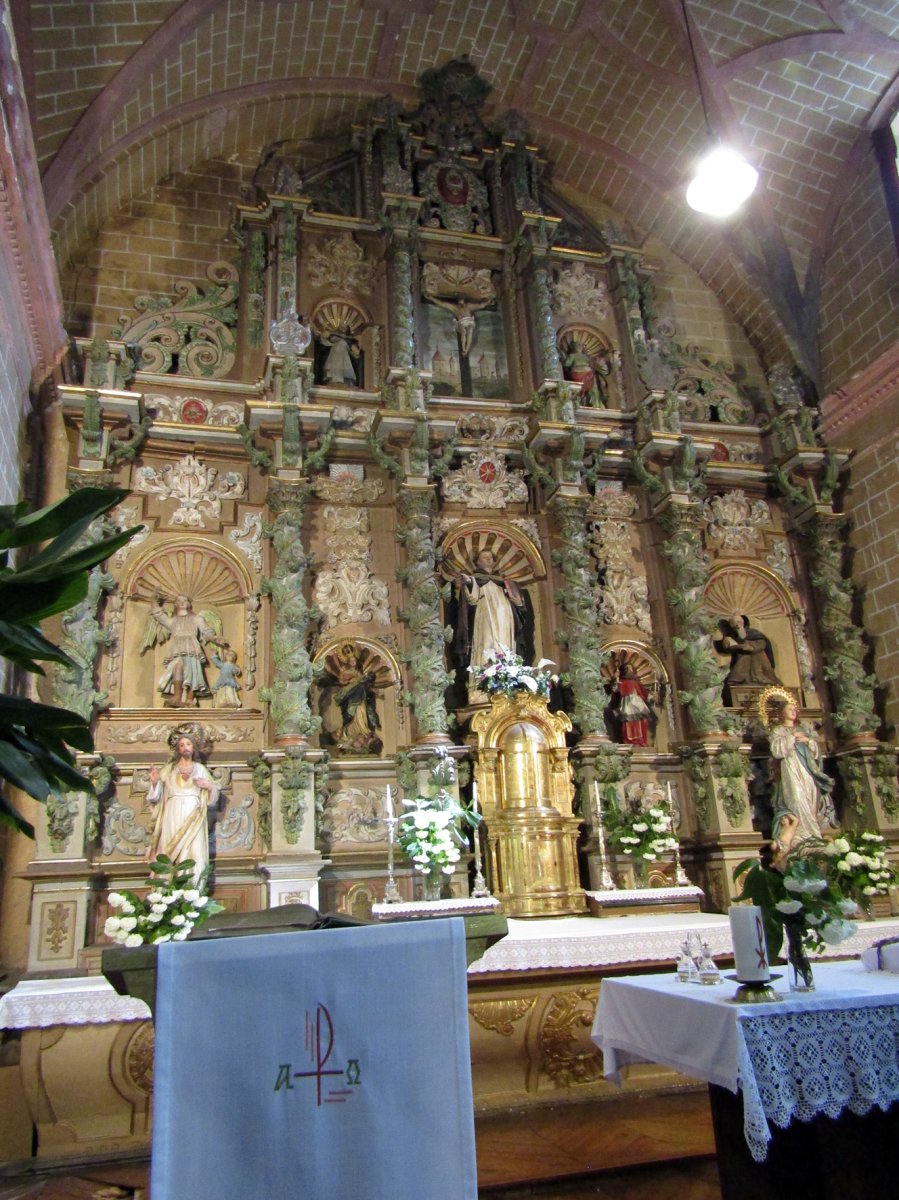 Santo Domingo eliza, Gaztelu-Donamaria