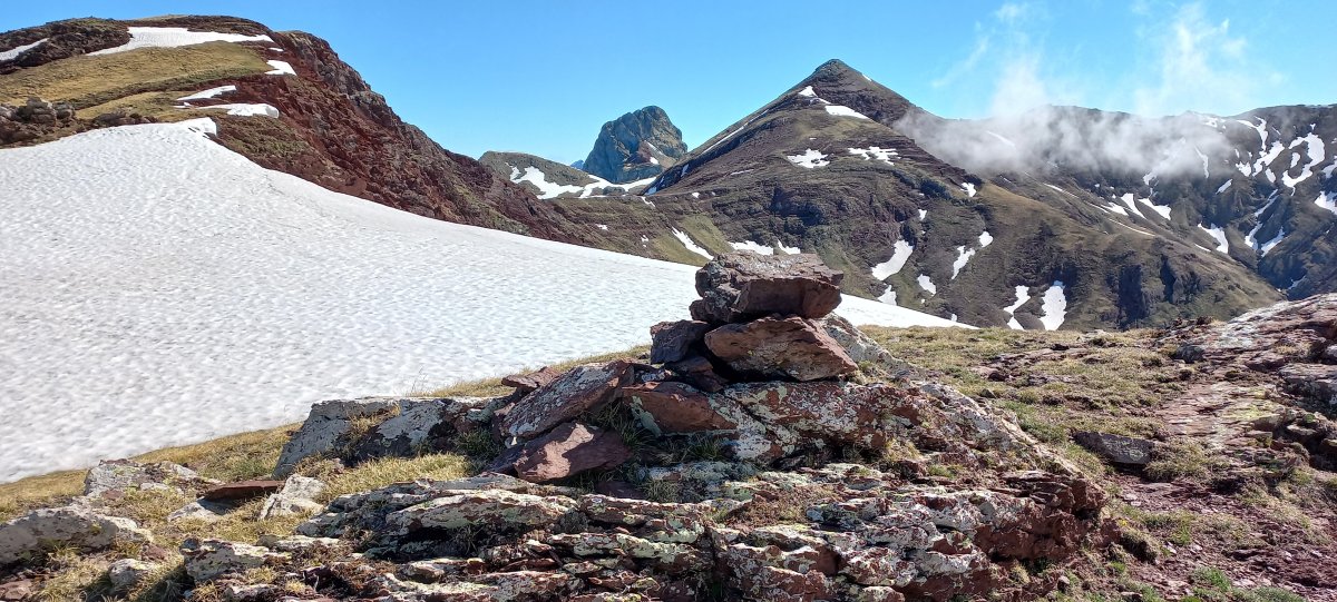 Anayet Erpina O Chinipres aldetik igotzen