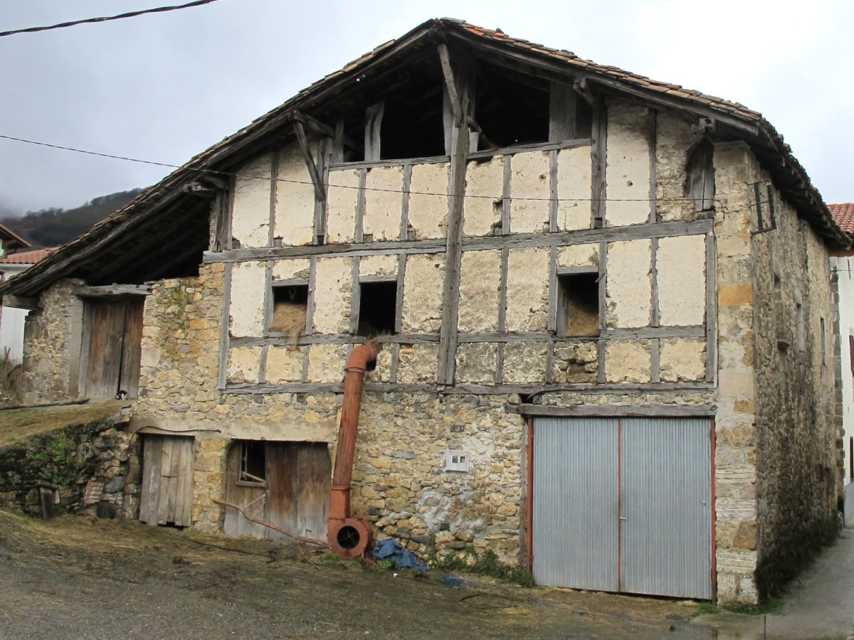 Zapatenea etxea, Eratsun