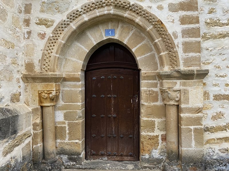 San Cornelio eta San Cipriano Eliza