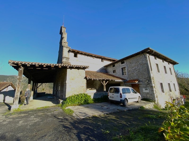 Andra Mari Ermita-Santutegia