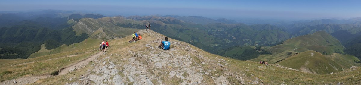 Orhi tontorretik mendebaldera begira