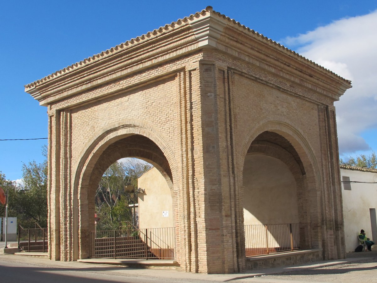 Humillatokia, Tutera