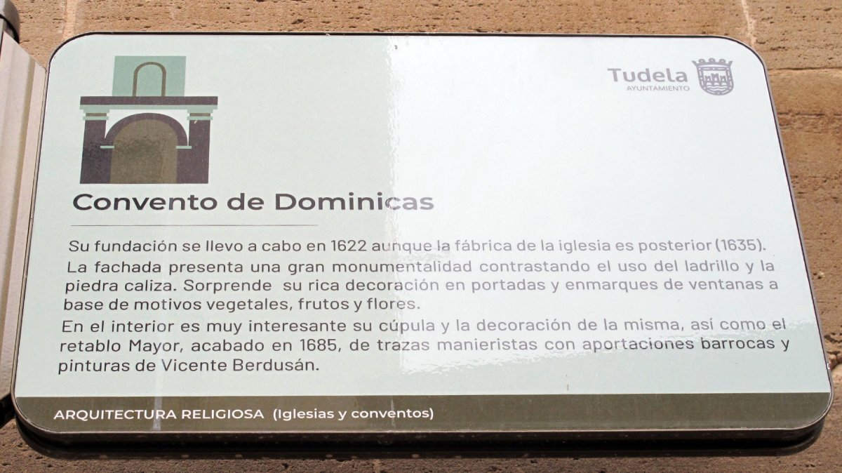 Dominikarrak komentua, Tutera