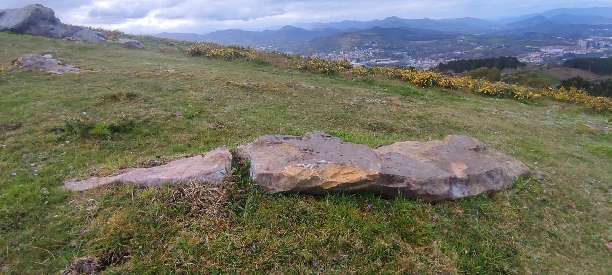 Monolito Mitxitxola I (Marzo 2024) Foto I. Gaztelu