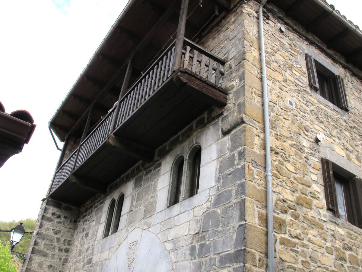 Marrakos etxea, Garde