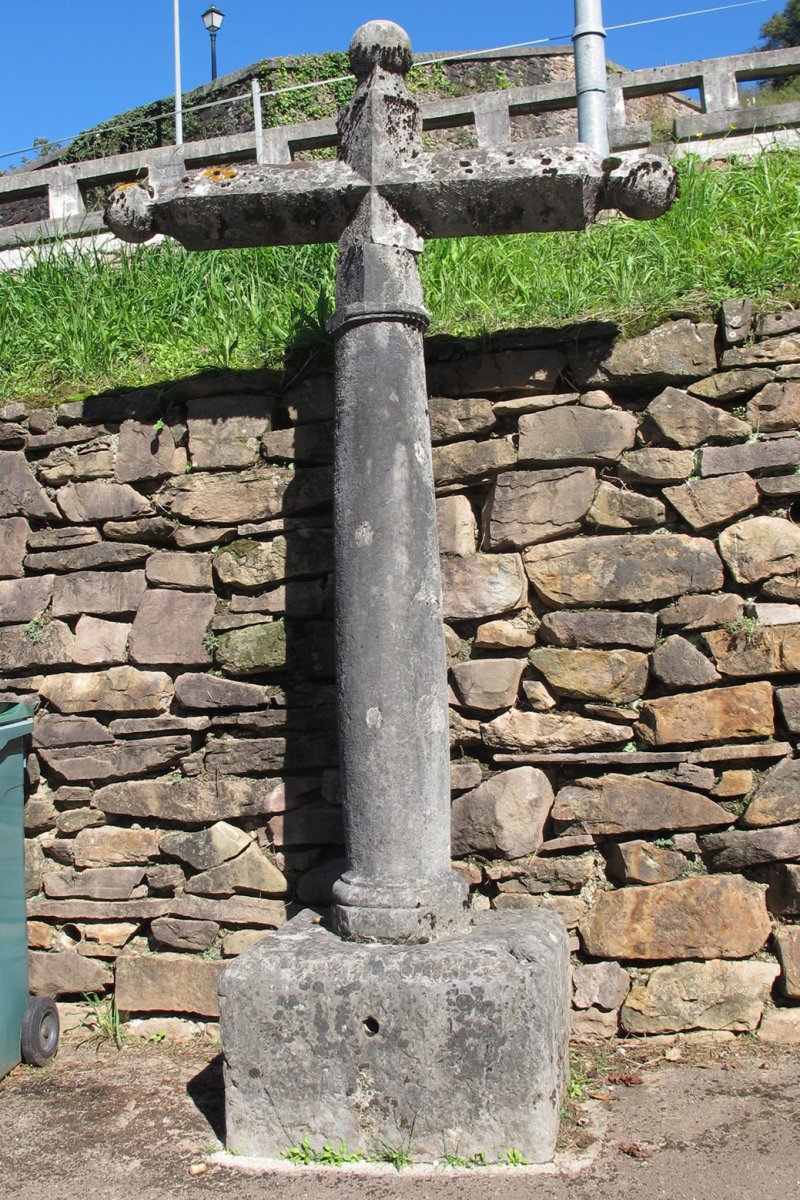 Santa Krutz ermitarako gurutzbideko gurutzea, Elduain