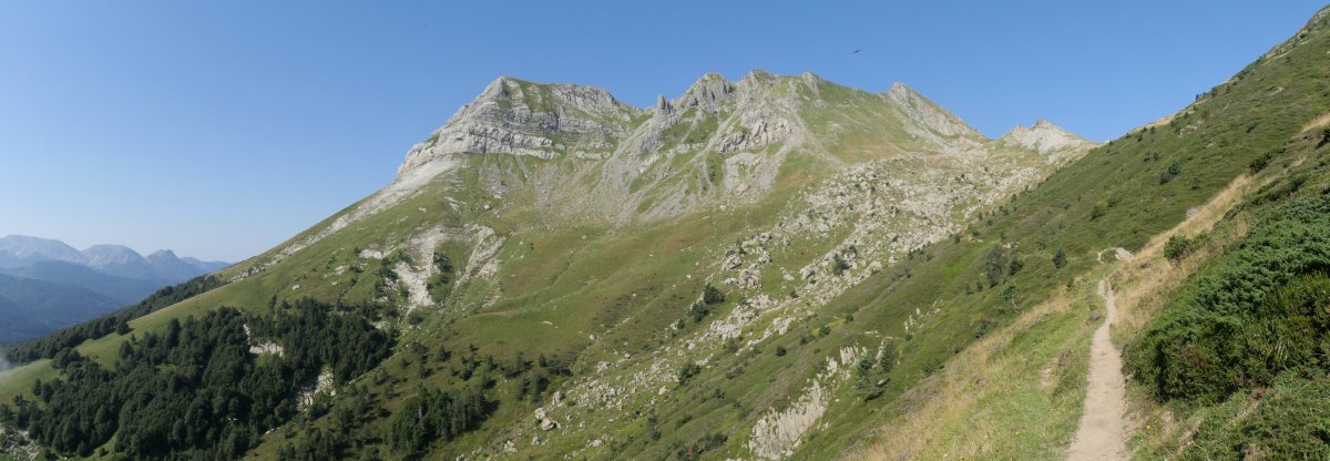 Keleta eta Kartxela Belaguako bidetik