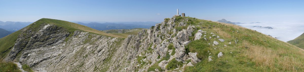 Otsogorrigainako bi tontorrak