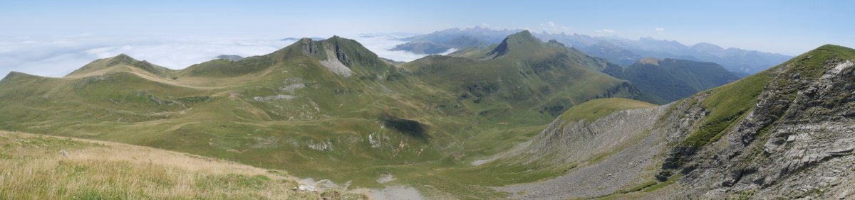 Otsogorrigainatik ekialdera  begira