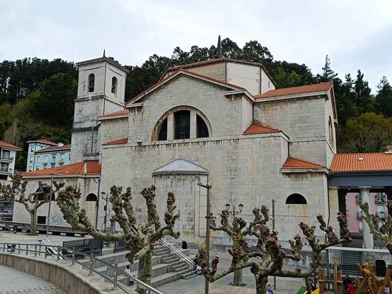 Jasokundeko Andre Maria Eliza. Mutriku