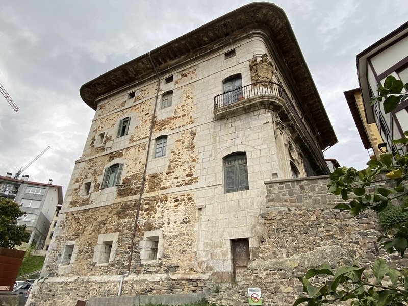 Montalivet Jauregia. Mutriku