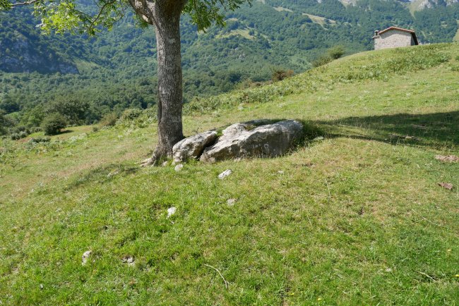 Auntzin etxola hondoa 1